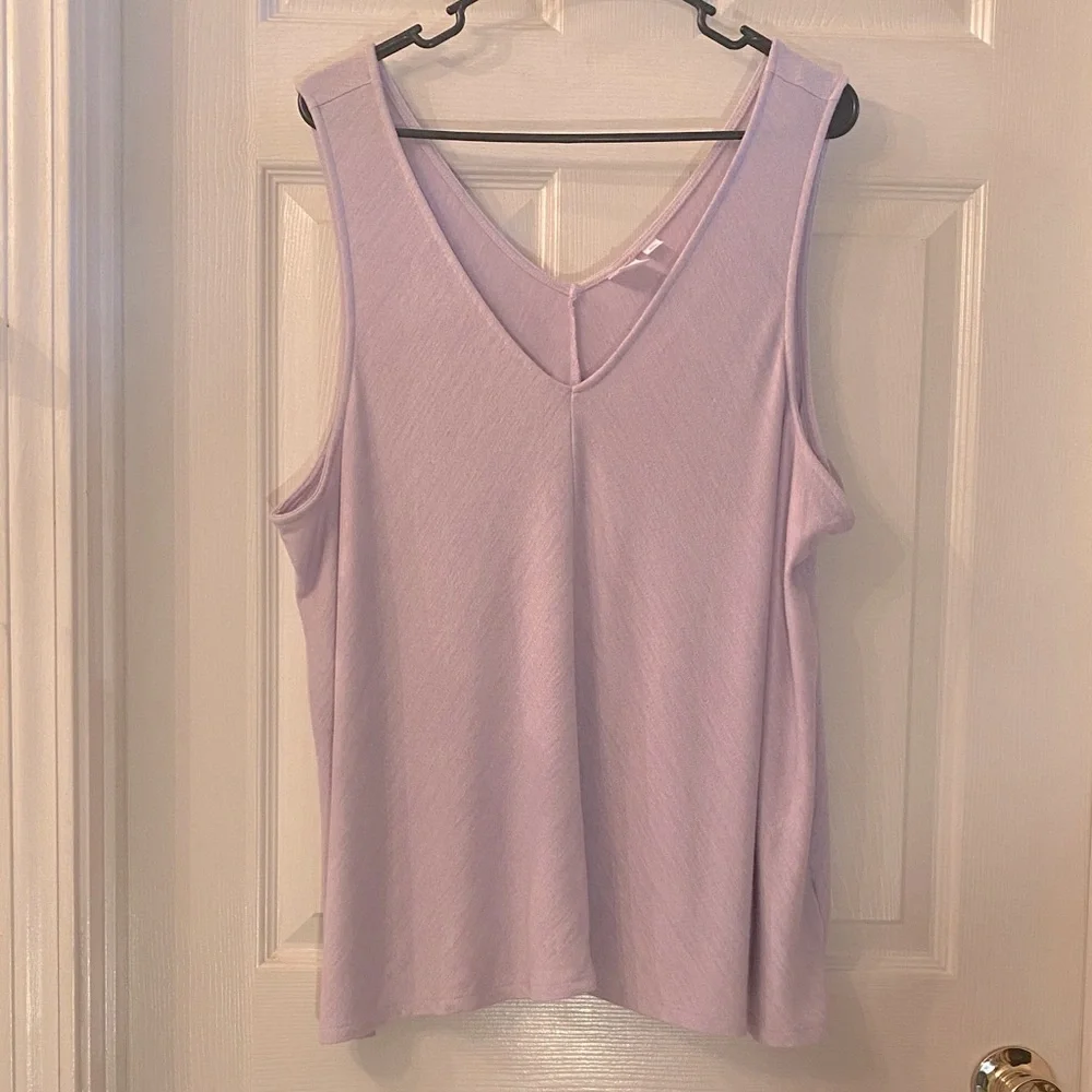 GAP Light Purple Tank Top - Picture 3 of 11